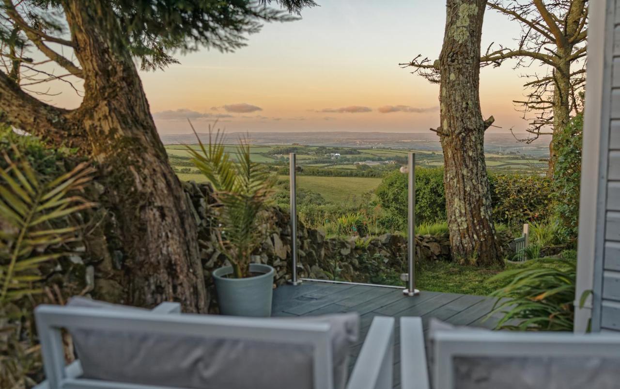 Scandi Cabin On A Hill, With Stunning Panoramic Views Ludgvan Exterior photo